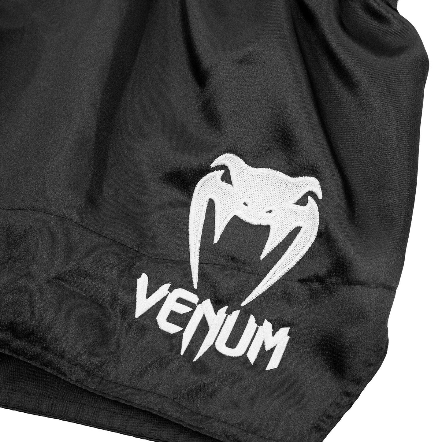 Venum Muay Thai Shorts Classic - Black/White