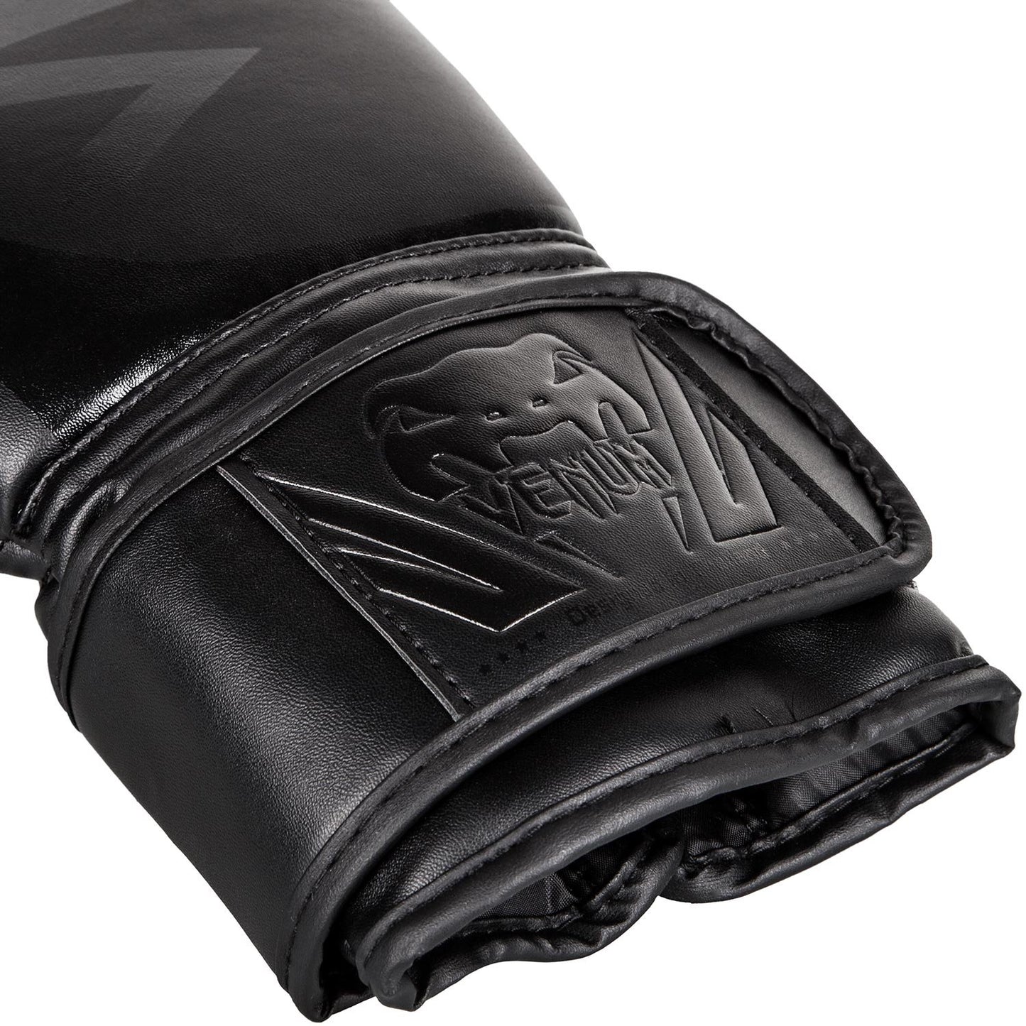 Venum Challenger 2.0 Boxing Gloves - Black/Black, 16 oz