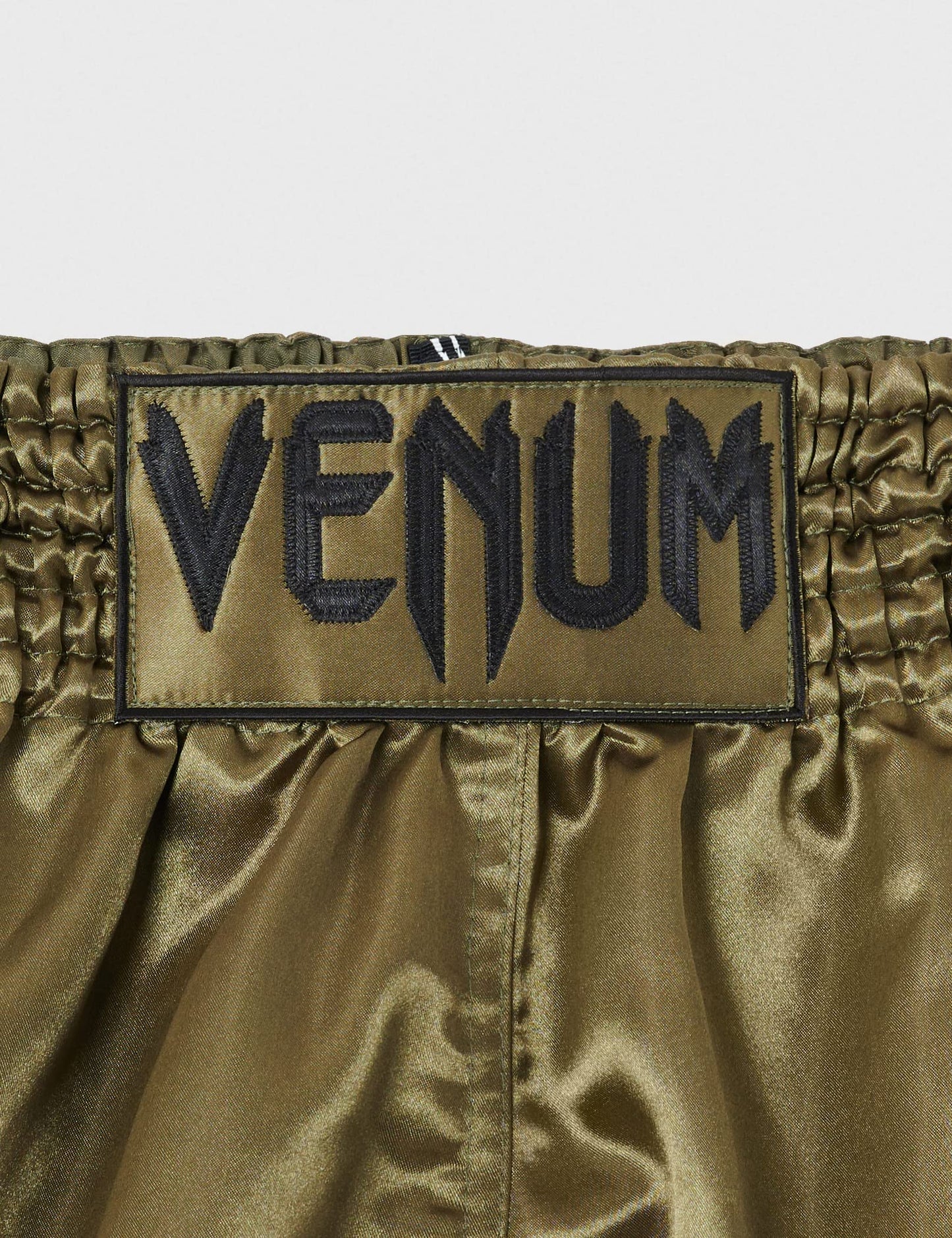 Venum Muay Thai Shorts Classic - Khaki/Black