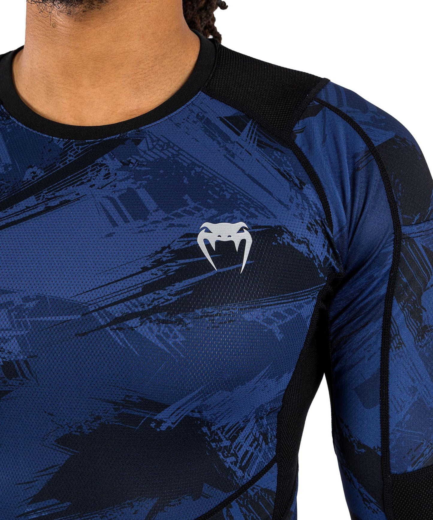 Venum Men's Standard Long Sleeve Rashguard - Navy Blue