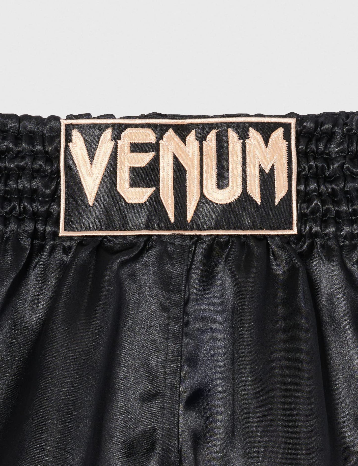 Venum Muay Thai Shorts Classic - Black/Gold