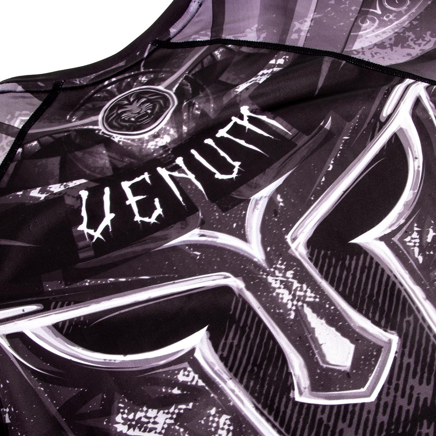 Venum Gladiator 3.0 Long Sleeve Rashguard - Black/White